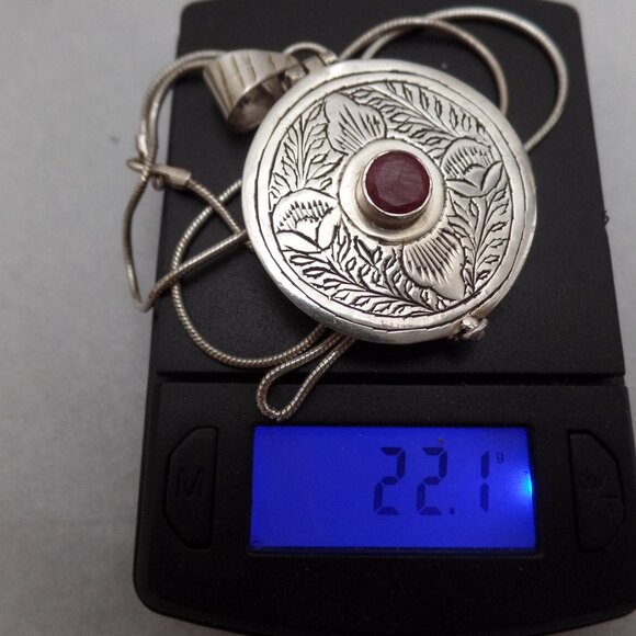 Sterling Silver Pillbox Locket Pendant - Picture 10 of 10